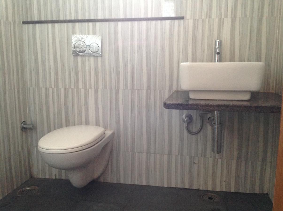 Hotel Rest Inn Chikmagalūr Екстериор снимка